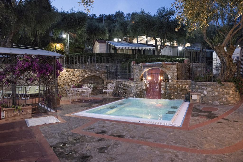 Camping Edy Diano Marina Exterior photo